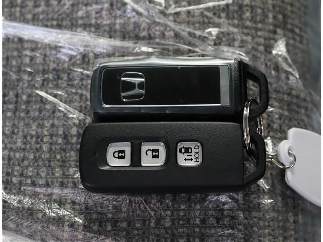 Honda N BOX 2023-08 189872-17