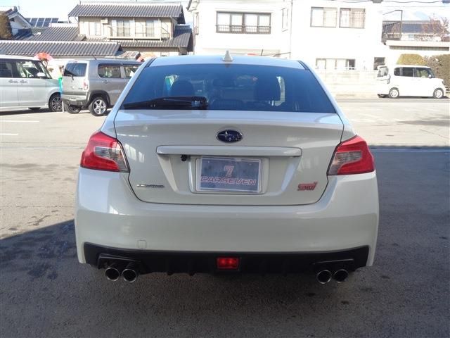 Subaru WRX STI 2017-01 2242-5