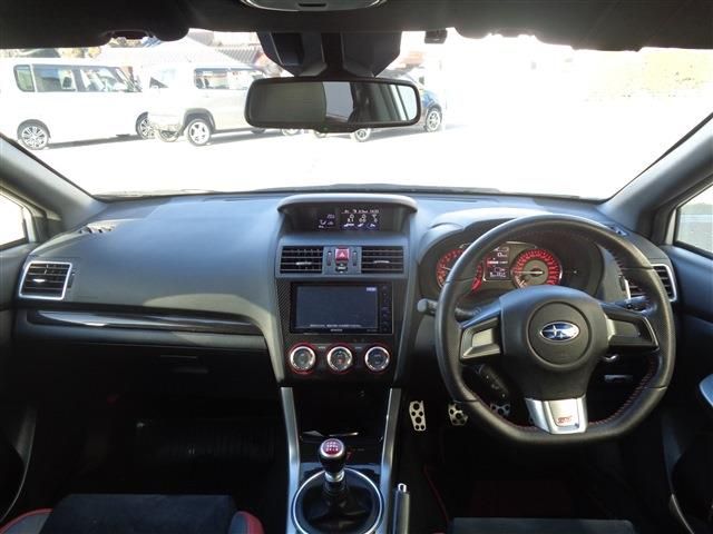 Subaru WRX STI 2017-01 2242-12