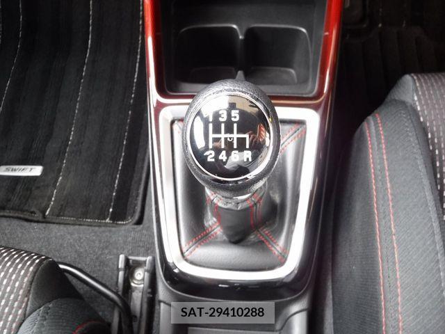 Suzuki SWIFT 2018-03 340373-14