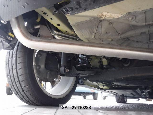 Suzuki SWIFT 2018-03 340373-8