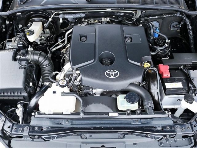 Toyota HILUX 2018-01 192356-19
