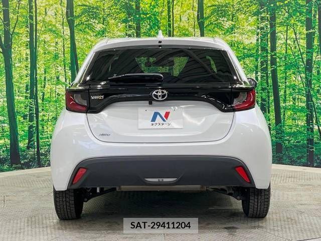 Toyota YARIS 2023-03 290772-11