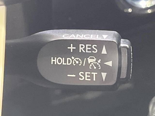 Toyota PRIUS 2018-11 185840-5