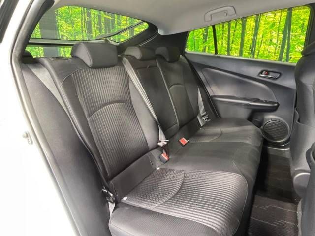 Toyota PRIUS 2018-11 185840-9
