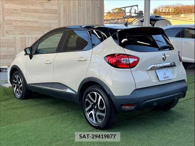 Renault CAPTUR 2015-12 212843-16