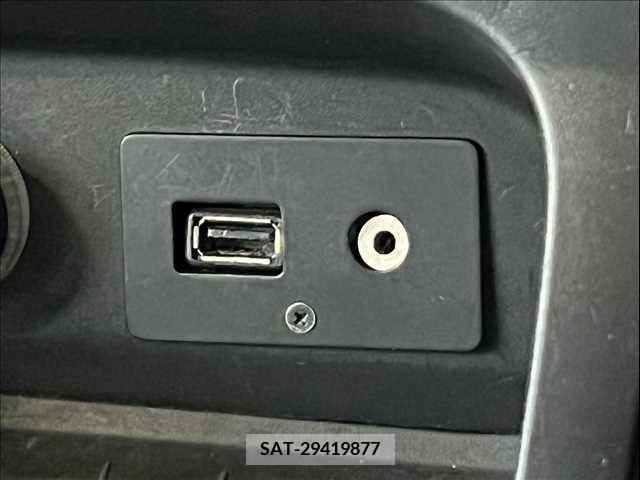 Renault CAPTUR 2015-12 212843-8