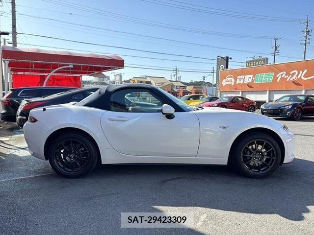Mazda ROADSTER 2022-06 245902-3