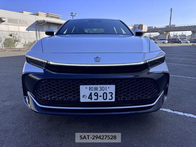 Toyota CROWN 2023-03 207649-2