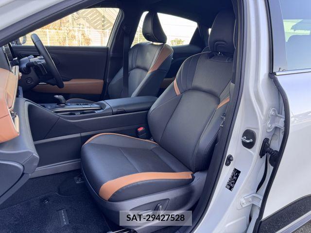 Toyota CROWN 2023-03 207649-9