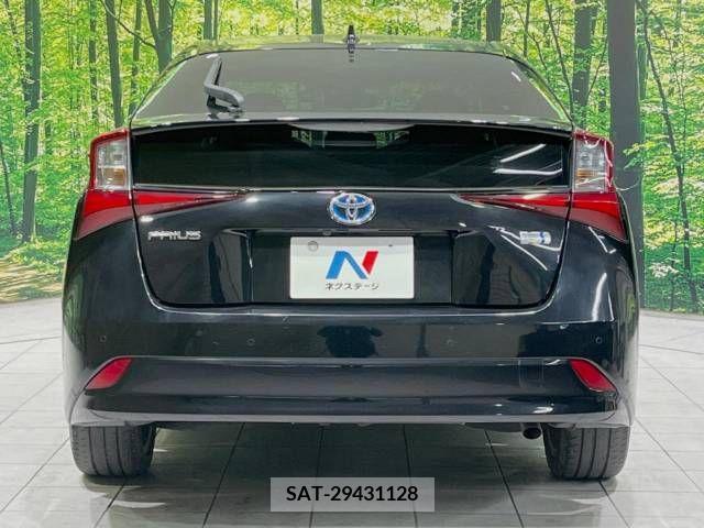 Toyota PRIUS 2019-08 209671-15