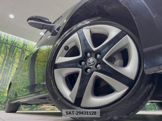 Toyota PRIUS 2019-08 209671-13