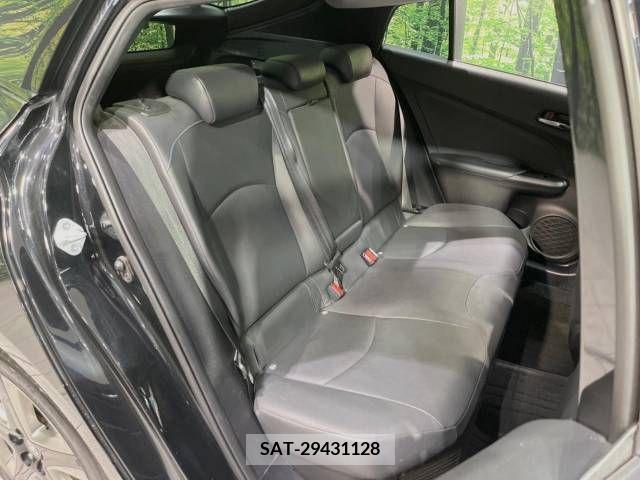 Toyota PRIUS 2019-08 209671-10