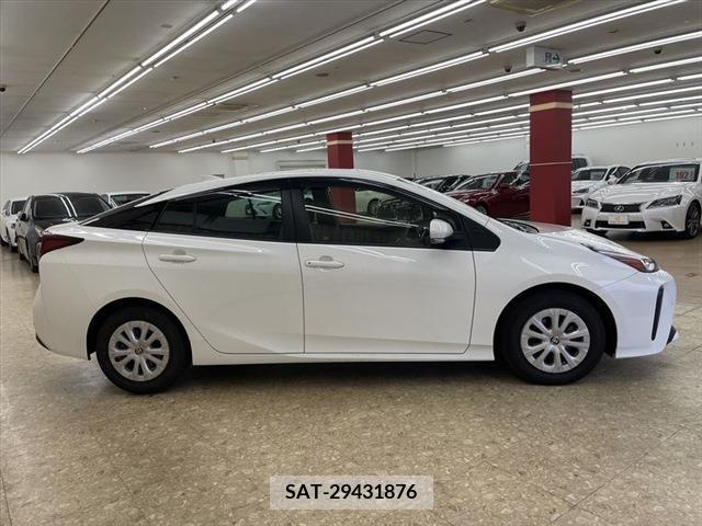 Toyota PRIUS 2021-06 322480-15