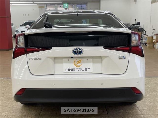 Toyota PRIUS 2021-06 322480-17