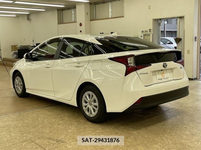 Toyota PRIUS 2021-06 322480-18