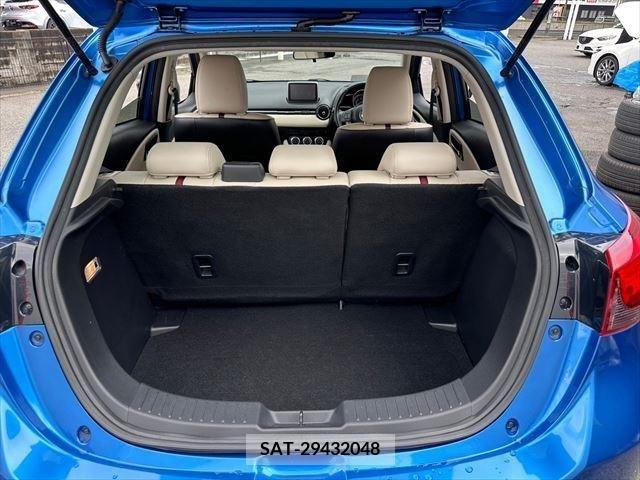 Mazda DEMIO 2014-11 301913-9