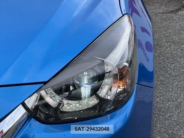 Mazda DEMIO 2014-11 301913-11
