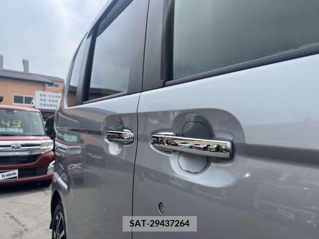 Honda N BOX CUSTOM 2018-02 279130-16