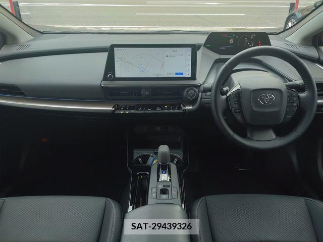Toyota PRIUS 2023-04 245572-1