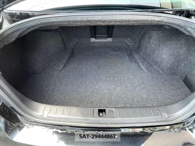 Nissan FUGA 2015-01 271987-6