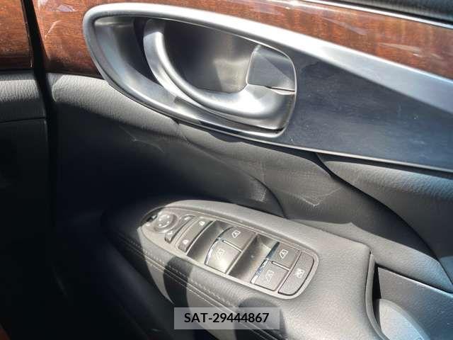 Nissan FUGA 2015-01 271987-18