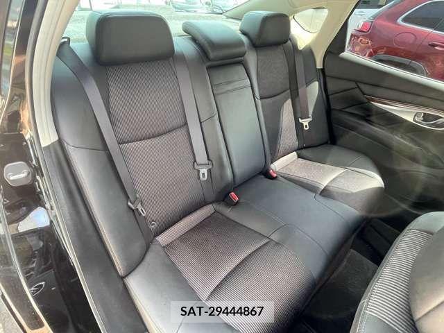 Nissan FUGA 2015-01 271987-19