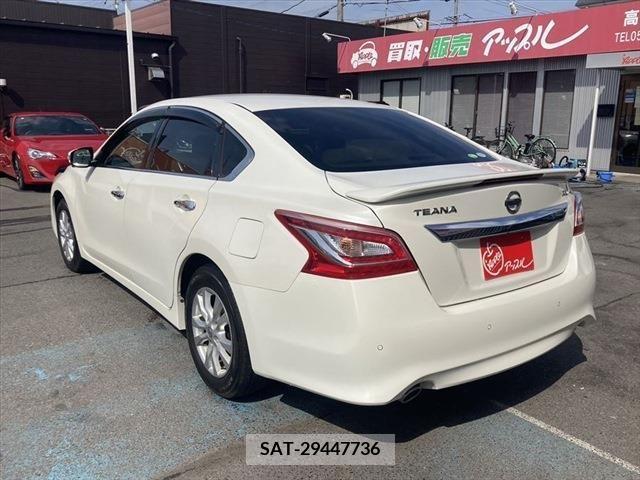 Nissan TEANA 2015-04 234757-6