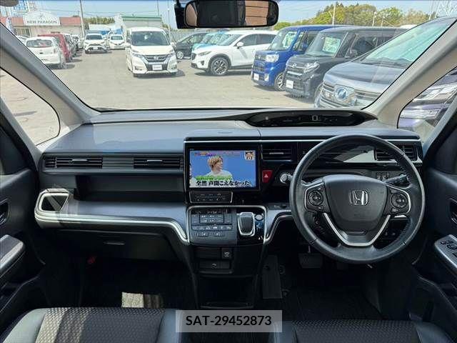 Honda e 2019-09 227947-1