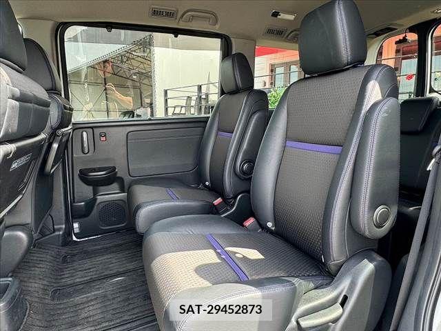 Honda e 2019-09 227947-17