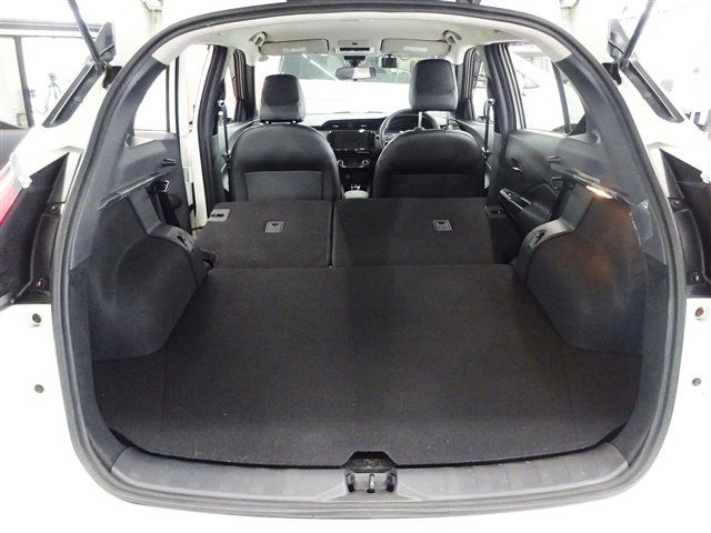Nissan KICKS 2023-01 184310-6