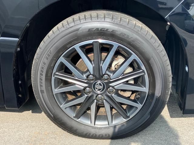Toyota VOXY 2016-03 15651-5