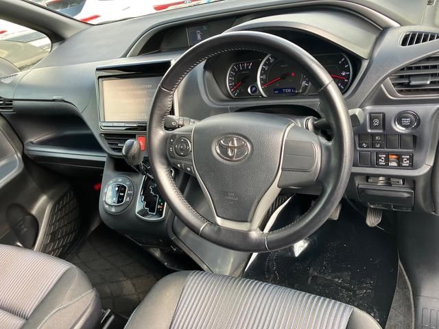 Toyota VOXY 2016-03 15651-10