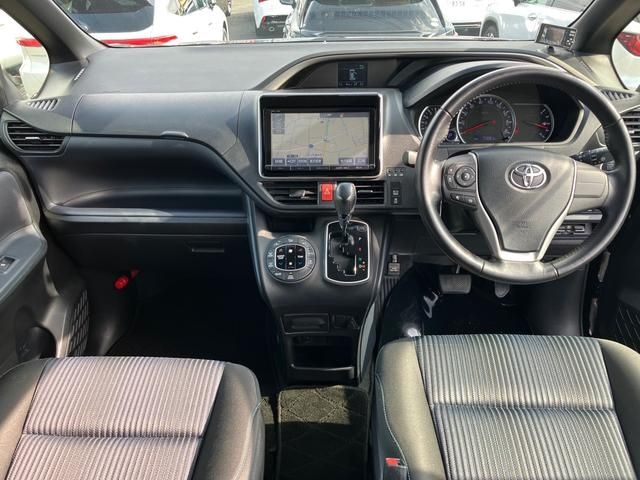 Toyota VOXY 2016-03 15651-21