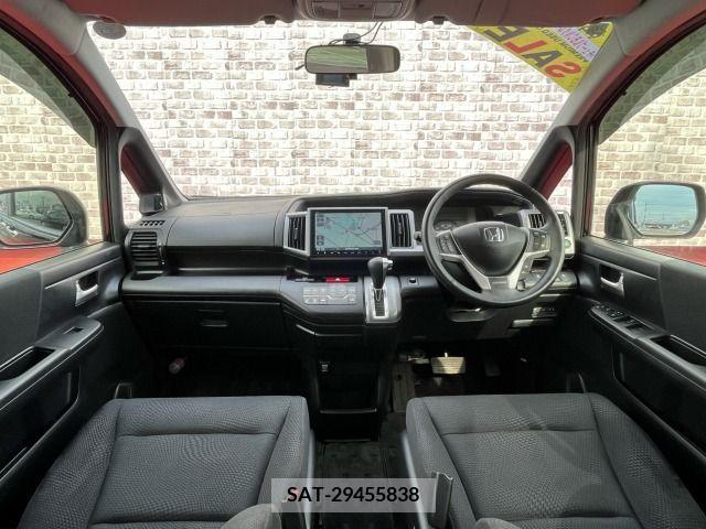 Honda e 2014-09 349245-1