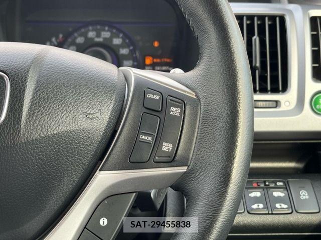 Honda e 2014-09 349245-16