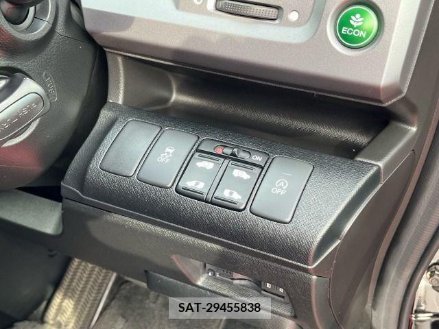 Honda e 2014-09 349245-10