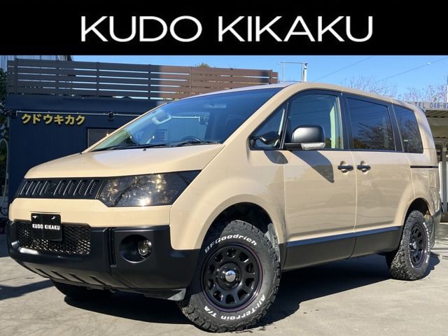 Mitsubishi DELICA D5 2010-07 181571-0
