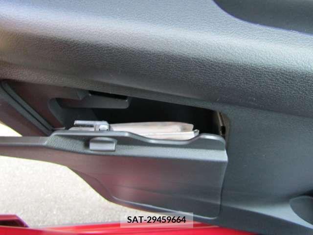 Mitsubishi EK X 2019-09 231196-17