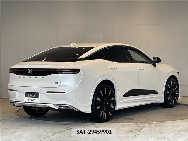 Toyota CROWN 2023-01 297728-1