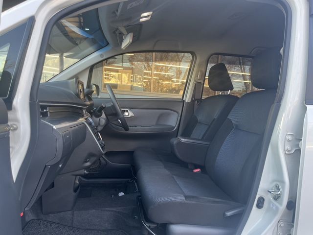 Subaru STELLA 2015-02 181653-5
