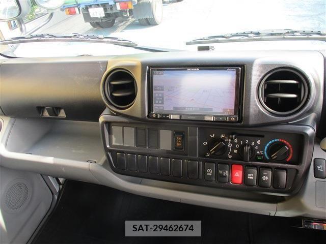 Hino DUTRO 2016-11 385120-10