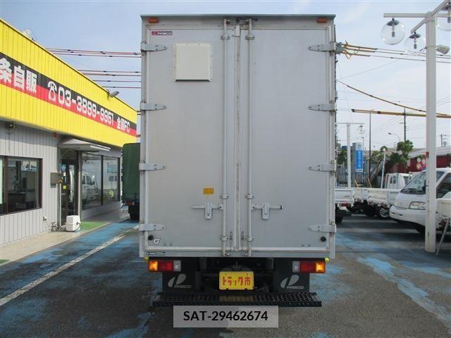 Hino DUTRO 2016-11 385120-4