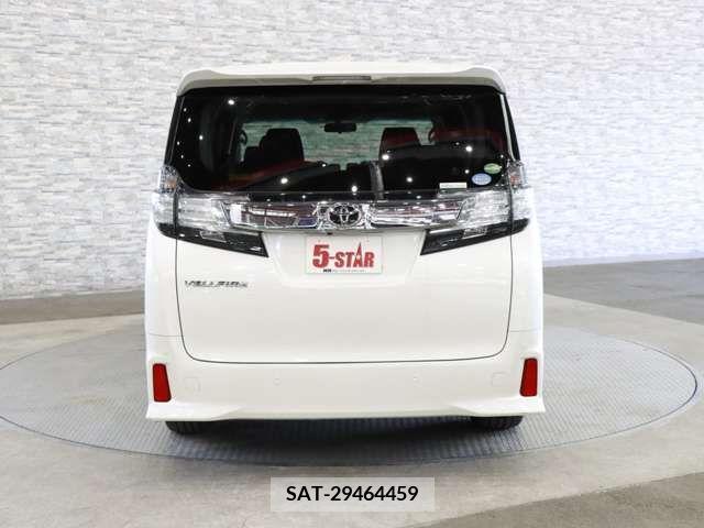 Toyota VELLFIRE 2015-05 289107-12