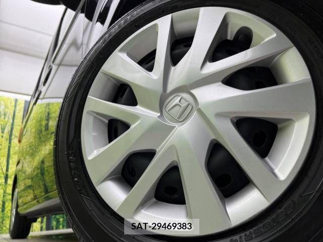 Honda N BOX 2021-11 241452-13