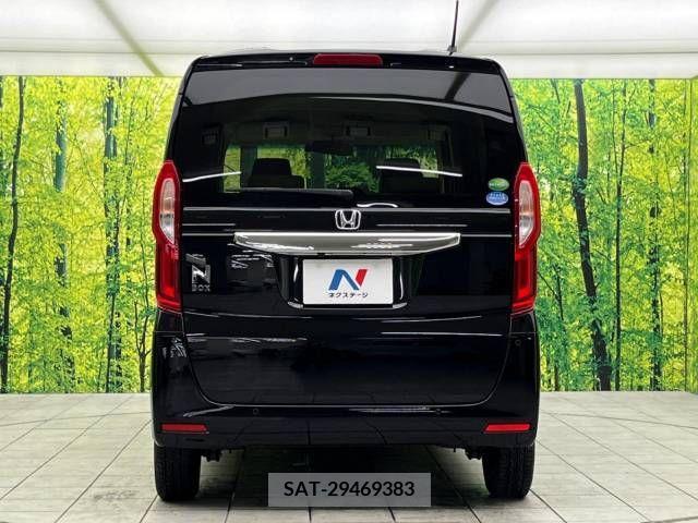 Honda N BOX 2021-11 241452-15