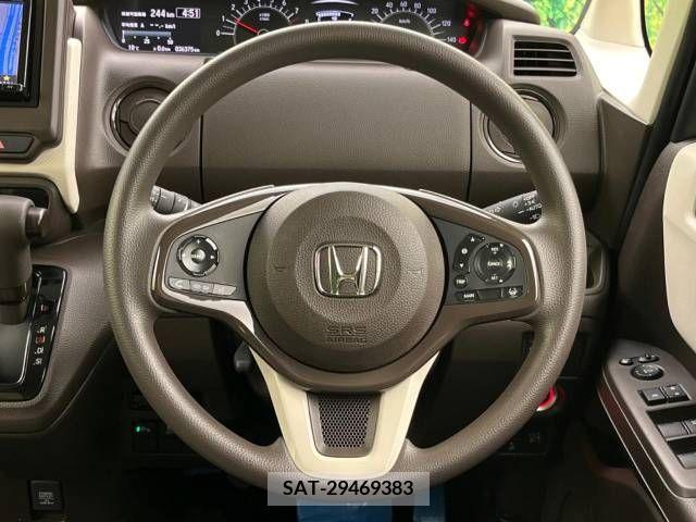Honda N BOX 2021-11 241452-11