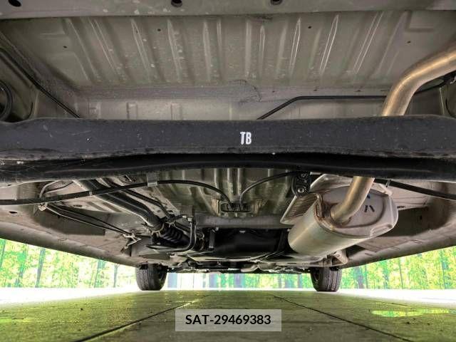 Honda N BOX 2021-11 241452-19