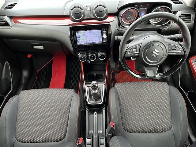 Suzuki SWIFT 2019-03 185219-18