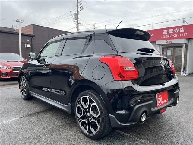 Suzuki SWIFT 2019-03 185219-6